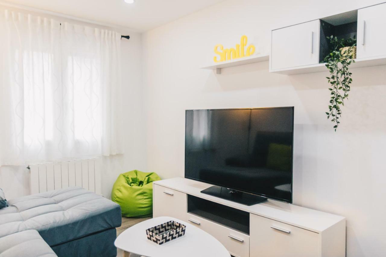 Aiara Apartment By People Rentals ビルバオ エクステリア 写真